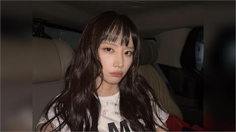 女偶像給粉絲手寫信遭爆用「AI生成」！多處詭異錯字遭抓包「急換親筆版」