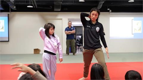 陳乃瑜攜手新北警局！　推動婦幼人身安全與簡易防身術課程