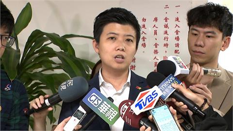 快新聞／「這些藍綠不敢做」柯文哲都做了　苗博雅狠批：消費第三勢力10年真的夠了