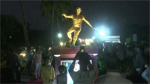 為激勵當地年輕人 印度果亞設立C羅雕像