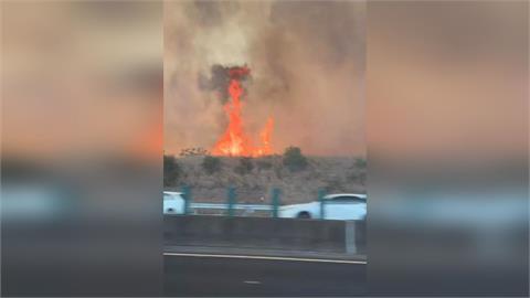 快新聞／台中海線連日火燒山！濃煙密布火舌竄　網：市長呢？