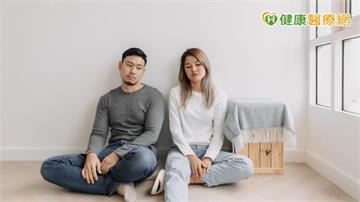 健康的親密關係不會是一種負擔！專家給「3方向」檢視你與他的關係