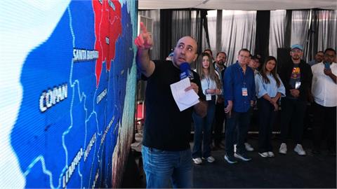 快新聞／親中派不認輸！宏國大選2在野候選人「票數緊咬」　開票出現技術故障