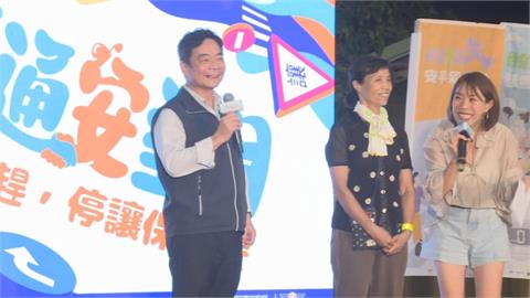 交通安全月虎尾快閃！　邀沈文程演唱、宣導停讓文化