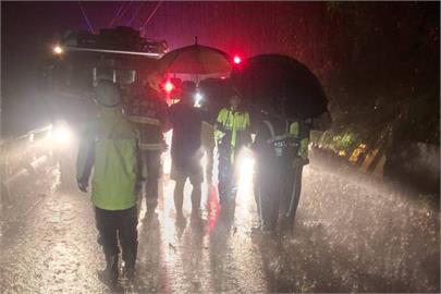 快新聞／強勁西南氣流持續！中南部山區大雨不斷　嘉義以南平地雨勢恐增大