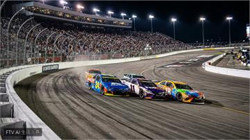 NASCAR夏洛特站Corey Day大膽超車　連奪兩勝緊逼榜首