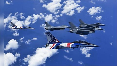快新聞／首批F-16V抵台畫面曝光！飛抵台東志航基地　儀表盤前鋪國旗超吸睛