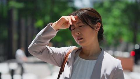 日本酷暑連日氣溫飆破35度　醫師警告留意「隱性缺水」多補充水分