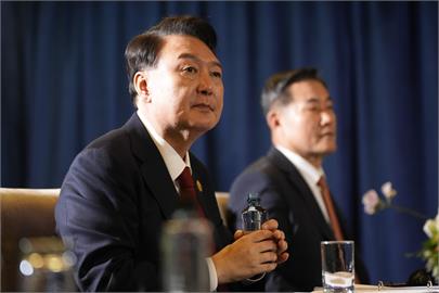 南韓150檢警衝尹錫悅官邸逮人　突破2道防線與警衛處對峙