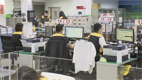 快新聞／鮭魚之亂落幕！ 台北市 28人「回鮭」改回原名