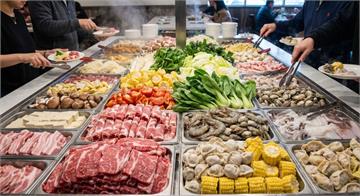 自助吧見「這物當火鍋料」!日本友人整盤丟下鍋 網愣:想尖叫