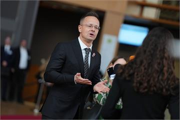 美媒揭露匈牙利外長向俄國洩露內部會議資訊　歐盟要求匈牙利自清
