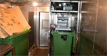 疑弄丟貴重物品…桃園男翻社區垃圾「誤觸紅外線」　慘遭壓縮機輾斃