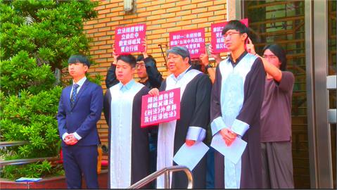 赴港宣稱「代表中央」　民團告傅崐萁涉外患罪、反滲透法