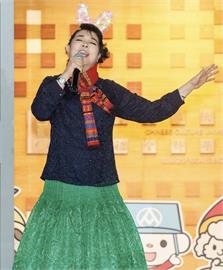 2/19早11時國際和平大使簡文秀高唱奇異恩典 敲響國北和平鐘