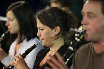 為何交響樂團總是以雙簧管為基準進行調音？