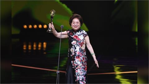 金鐘60／昔喊「坐輪椅也要演」　陳淑芳獲特別貢獻獎發豪語：再拚這2獎！