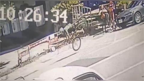 天外飄來塑膠袋"卡死單車前輪" 騎士慘摔骨折.齒斷