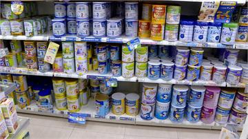 藥局傳簡訊提醒「預防缺貨先備足奶粉」 衛生局展開調查