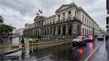 厄瓜多農業部外驚現炸彈　警方緊急「控制引爆」震碎玻璃