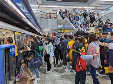 快新聞／跨年北捷42小時不收班！鼓勵民眾搭綠線散場　「這兩站」上車免收費