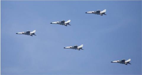 3架次共機越台灣海峽中線擾北部空域　國軍嚴密監控