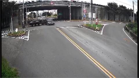 不熟路況？轉入涵洞未停等紅燈　2個月內發生3車禍、盼改善號誌
