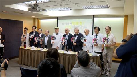 醫界大咖挺大罷免！高喊用選票清除「國會癌細胞」