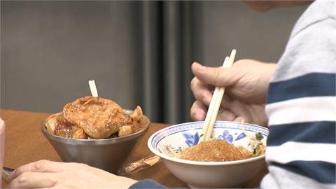 士林傳承一甲子甜不辣魚羹 生魷魚Q彈道地沙茶口味