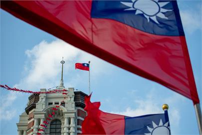 快新聞／美參院通過法案　促進美台軍事文化外交往來、允許台灣人員在美秀國旗