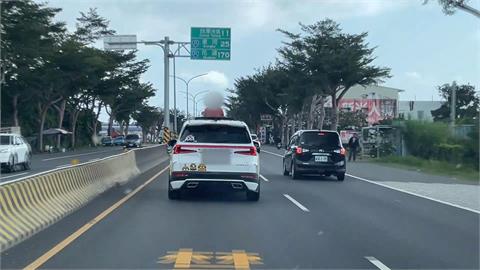 南迴北上車陣驚見男童探頭　警：最高罰1萬8