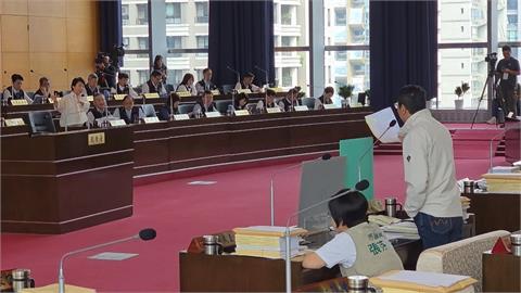 台中議會再戰新版財劃法！　綠議員批盧秀燕「有錢不做事　多錢裝哭窮」