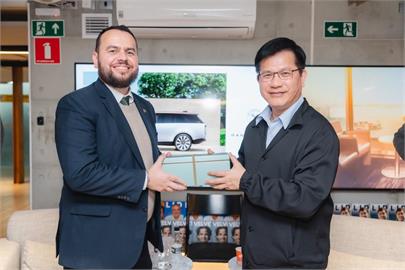 快新聞／巴西聖保羅轉機會晤友台州議員　林佳龍致謝：不畏寒風與威脅堅定挺台
