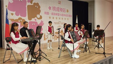 見證台日城市情誼！　桃園、成田締盟十週年　紀念畫展開幕