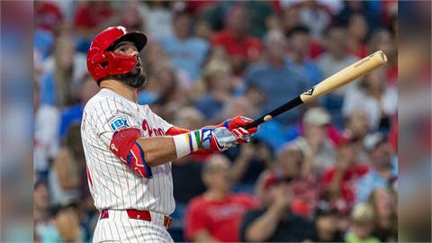 MLB(影)／險勝大谷成為國聯全壘打王的左手重砲超夯！大都會、紅襪等多隊都想搶