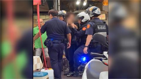 勸導騎士別亂停車　店家與男子當眾爆衝突