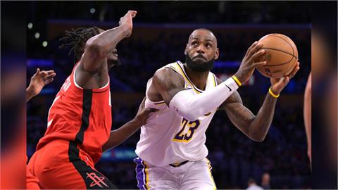 NBA(影)／「詹皇」正負值創新低！湖人慘敗主帥賽後撂狠話要讓大家「不舒服」