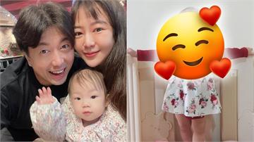 吳皓昇1歲女兒拍照秀「超專業」姿勢可愛爆擊！網揪亮點敲碗：出道代言