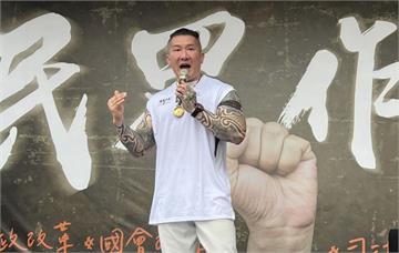 「以前手機的確有我自己的A片」館長指控十年前影像被挖 背後推動者成全網焦點