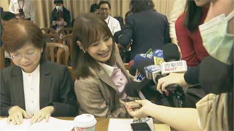 快新聞／昔製作「李登輝是惡魔」海報！臉書發文致歉　賈永婕最新回應曝光