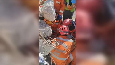地震搜救再傳出奇蹟！　土耳其少女受困248小時後獲救