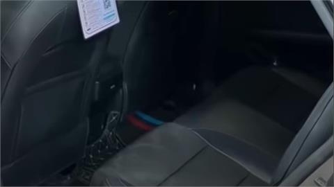 剛上車就開戰！後座男女「裙底狂摸、吞吐」激戰畫面曝光…司機嘆：每晚都會發生