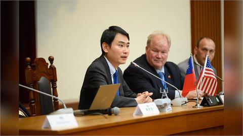 快新聞／國民黨宣傳「躺平」　陳冠廷：和平時期躺平、衝突中必潰敗