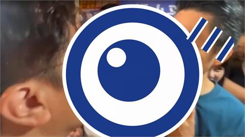 沈伯洋、蔣萬安炸裂大場面！貼臉約戰「猛跳針全被拍」網見鍾小平1反應笑瘋：不救？