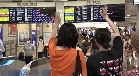 颱風「蘭恩」週二登陸日本　破800航班停飛、車站擠滿民眾