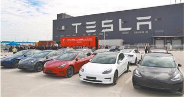 馬斯克生日前夕送到家！ 特斯拉Model Y 首次跨州全自駕交車