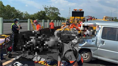 球隊車禍師生8傷其中2命危　翁章梁探視諾檢討交通問題