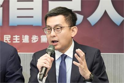 快新聞／賴清德自費宴請綠委「藍卻扯慰問金」　卓冠廷：有夠恐怖！連災難都消費