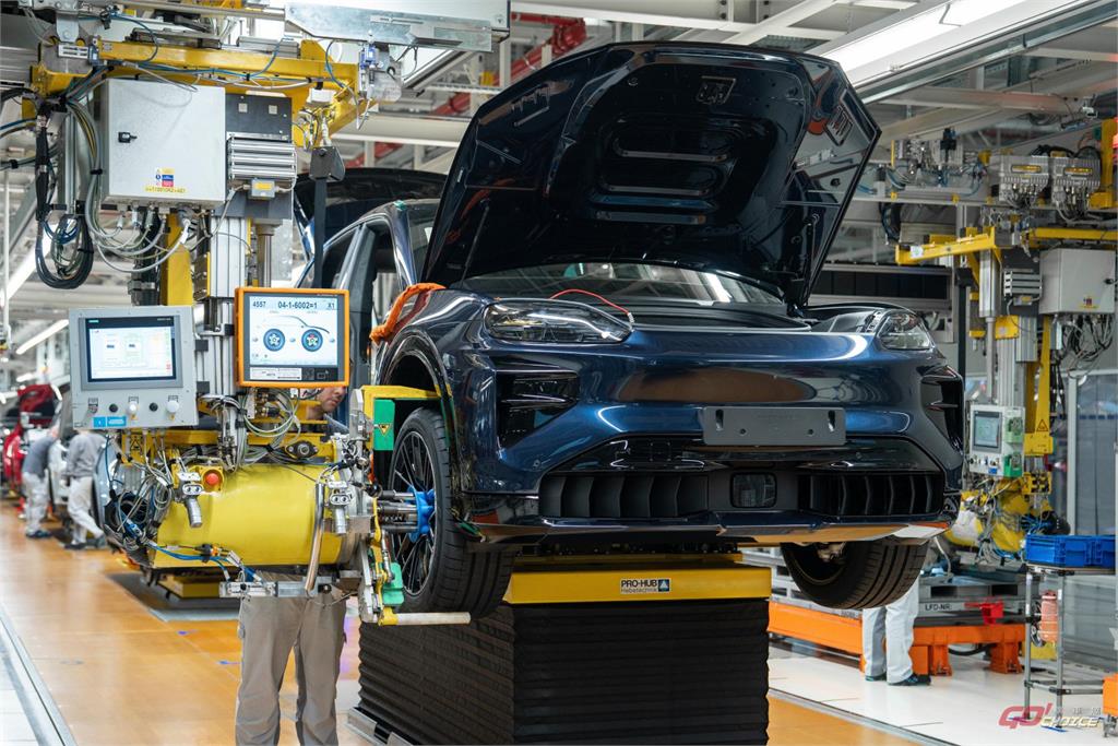 保時捷 Cayenne Electric 正式投產  同步深化電池專業技術