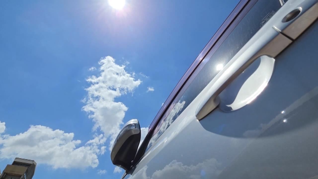夏天瓶裝水放車上要注意! "聚光效應"恐釀火燒車